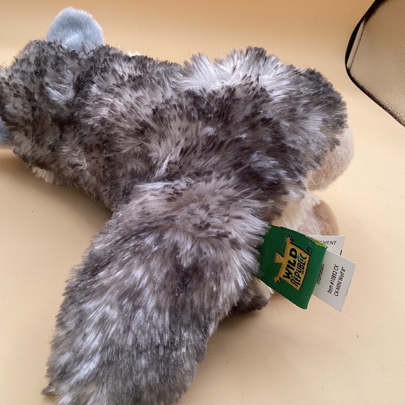 Baby Wolf from Wild Republic - Picture 5 of 5